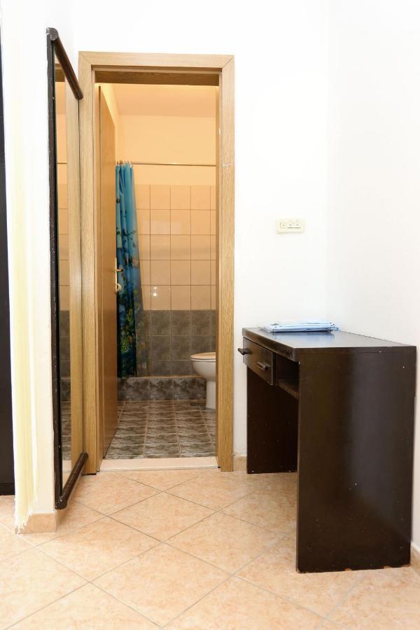 Apartments By The Sea Kabli, Peljesac - 10221 Brijesta Bagian luar foto